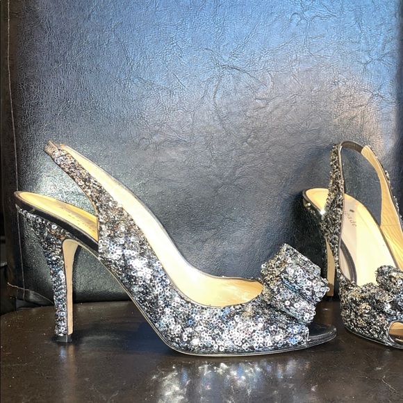 Kate Spade Charm Slingback Glittering Silver Sequin Heels preloved 7.5/8 - Picture 4 of 17